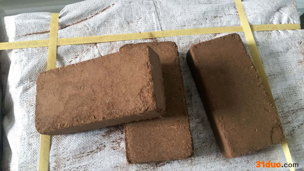 港口供应电商平台卖的印度低盐650克小块进口椰糠砖