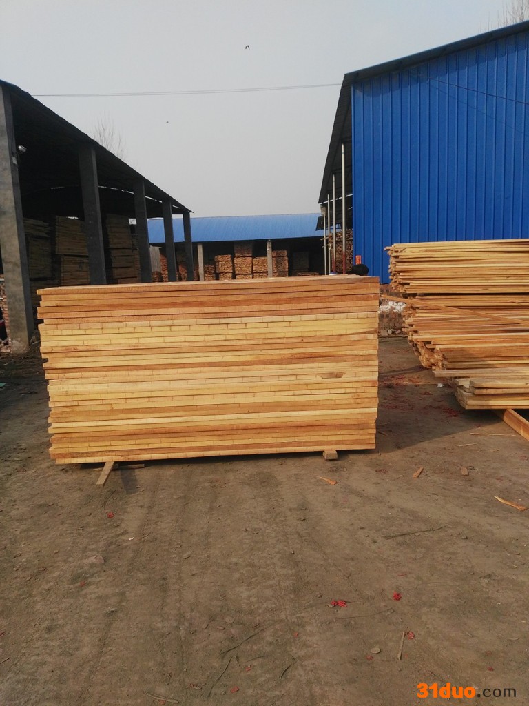 白杨木烘干热压.量大价**优价廉是家具门板沙发上等选材