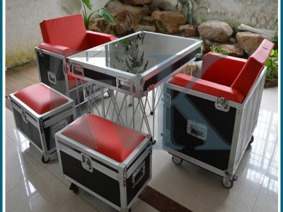 雷克生产沙发航空机箱 展厅家具 双人座皮革轮子户外沙发厅