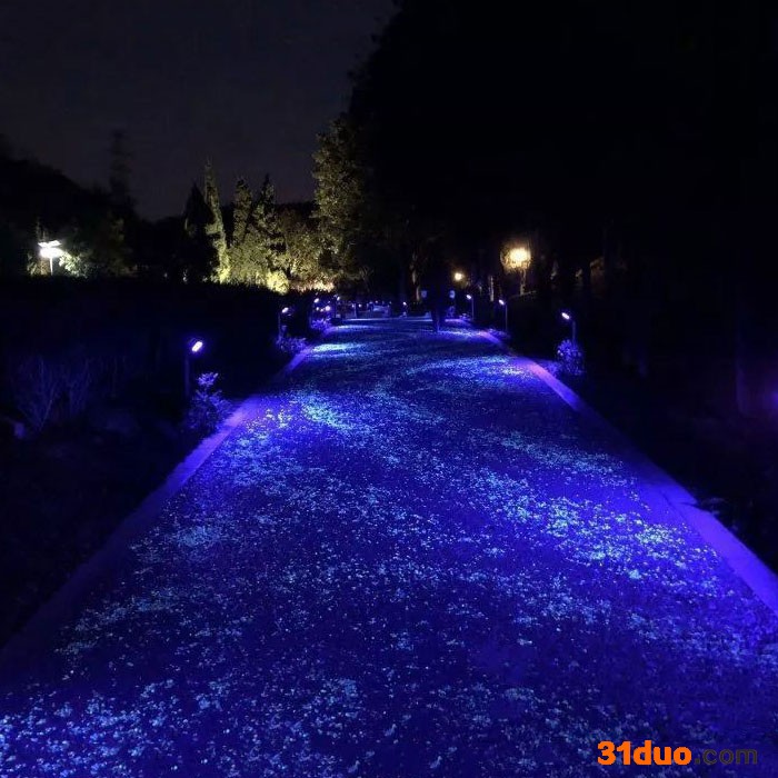 彩色夜光路面 长沙发光路面 长沙夜光跑道 荧光颗粒路面 中创华美