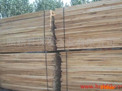 保发木业、白杨木烘干热压、量大价**优价廉是家具门板沙发上等选材