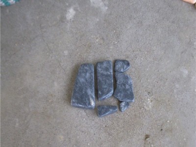 现货黑色石子 建材石子 产地供应  能表达园主追求