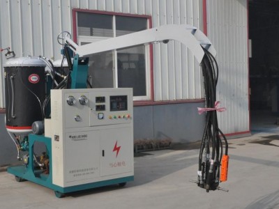 厂家供应聚氨酯保温建材发泡机 聚氨酯高压发泡机 GY-220B型