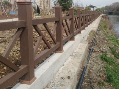 【亦彩木】木塑栅栏批发价格、浙江木塑栅栏生产厂家塑木材料 环保建材