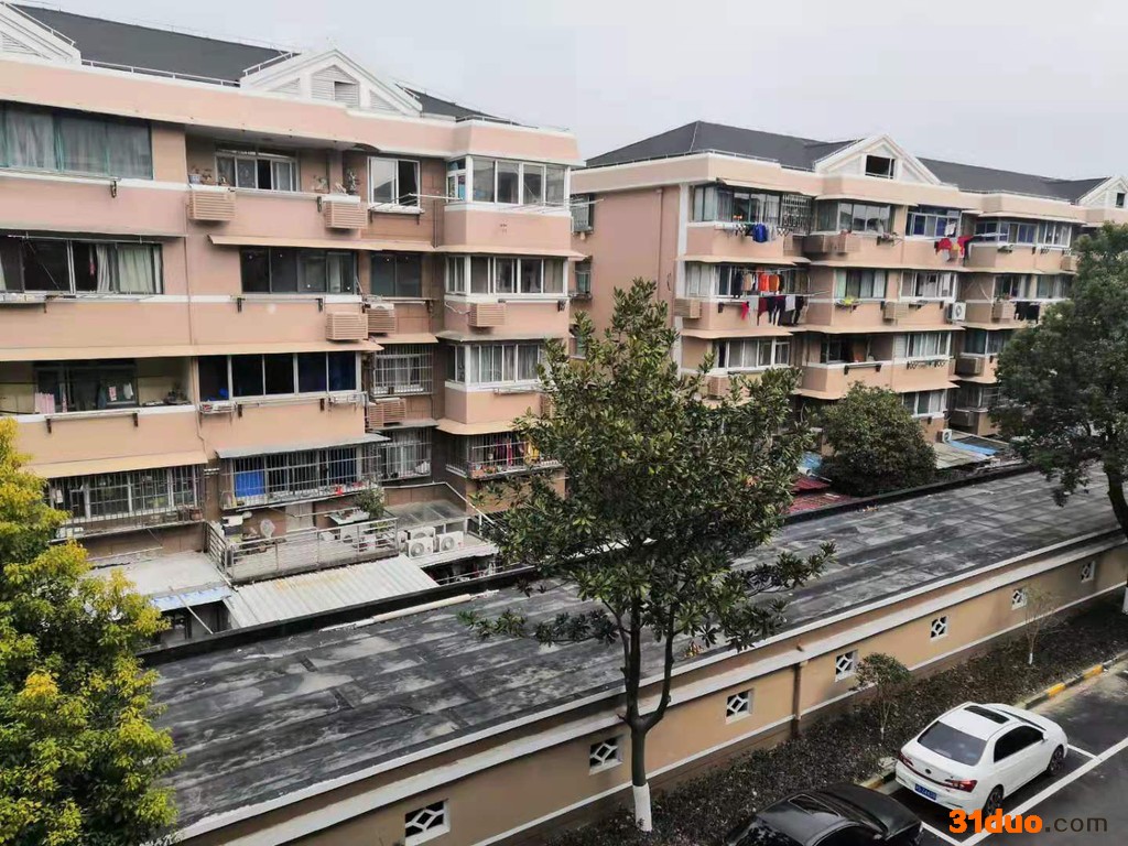 及第公寓房装修 老家具