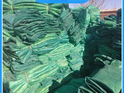 华强保温建材岩棉被，阻燃草帘被，阻燃保温被，三防布保温被，阻燃毛毡被 供应保温毛毡被 建筑工程被 冬施保温被 建筑保温被