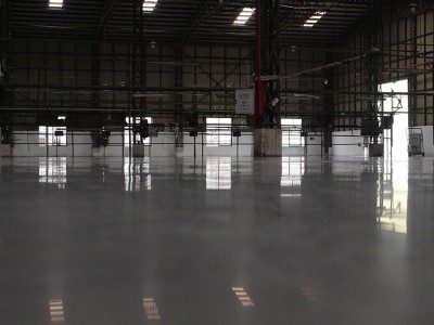 【明固建材】深圳冷库商场固化剂地坪 耐磨固化剂专业施工