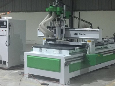 数控开料机 板式家具开料厂家 板式家具木工雕刻机 越隆 厂家供应