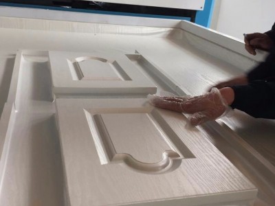 林木TM2480A 家具全自动真空吸皮机