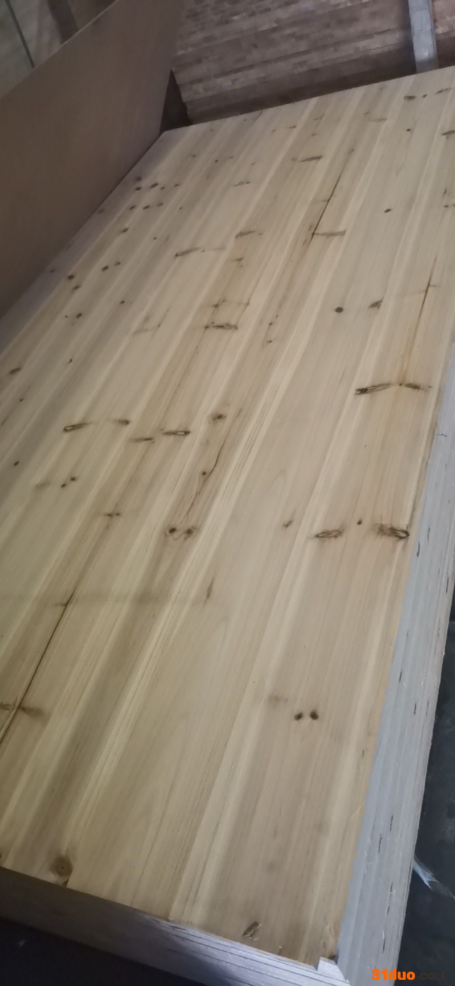 常年出售杉木直拼板 质量可靠香杉防腐家具板规格可订制