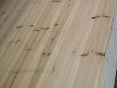 常年出售杉木直拼板 质量可靠香杉防腐家具板规格可订制