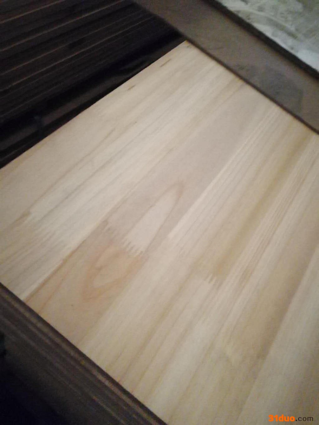 常年出售杉木直拼板 质量可靠香杉防腐家具板规格可订制