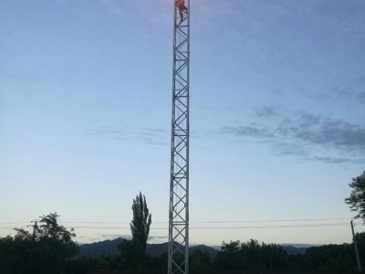 润邦 升降灯塔 灯塔升降灯 球场高杆灯