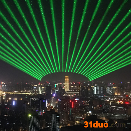 供应创盛镭博激光灯厂地标激光灯 单绿大功率激光灯 激光灯 舞台激光灯 户外激光灯 地标激光 楼宇激光灯