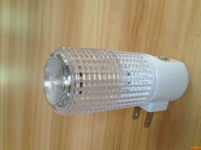 供应工厂直销光控小夜灯、创意灯、儿童灯、七彩发光灯、夜市灯