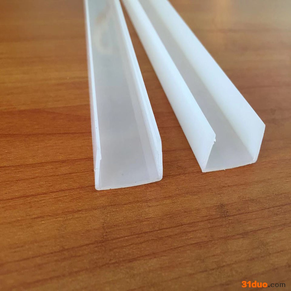 挤塑厂家供应线条灯 PC灯罩  PC扩散灯罩