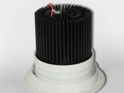 LED灯具提供 款品牌COB筒灯深圳厂家LED天花灯具 LED射灯 天花筒灯