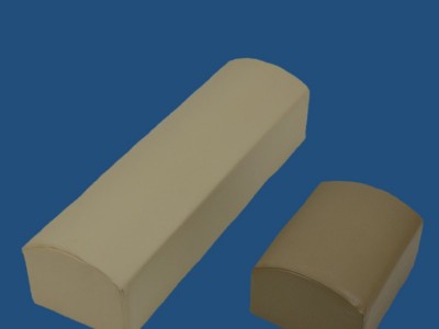 厂家供应生产皮革半圆形体位垫高密度海绵垫腿部抬高垫膝关节下肢护理垫