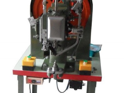 长安虎门沙田铆钉机 空心铆接设备 皮革钉眼机