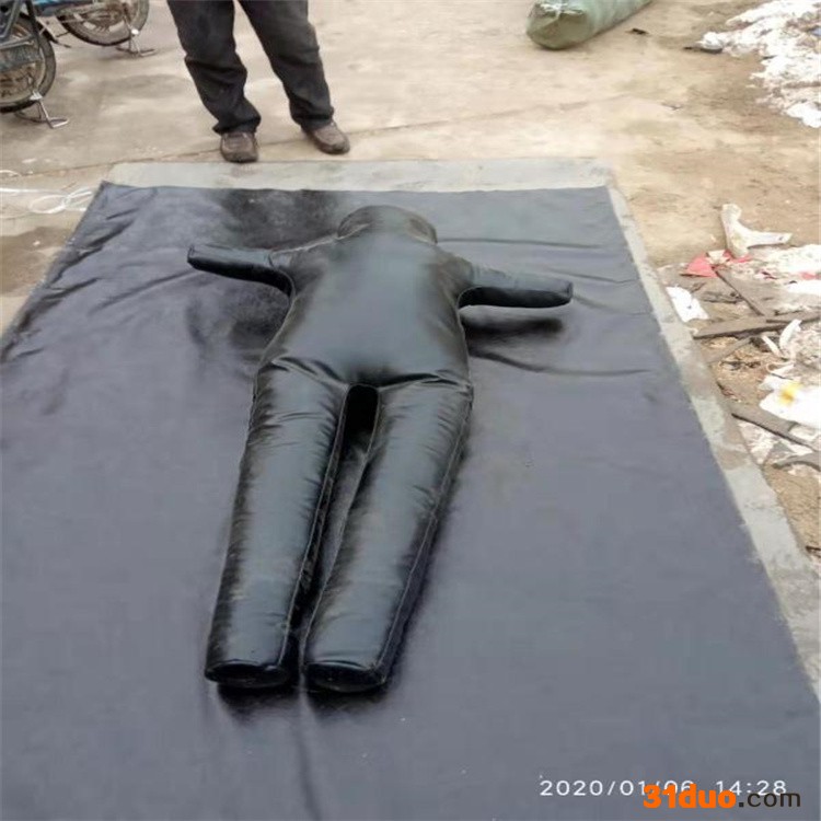 硬体人偶摔跤 拳击人形沙袋 硬体举手双腿皮革假人