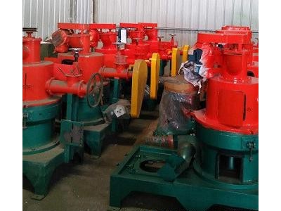 木粉机、发往印度皮革木粉机、缅甸制香木粉机、马来西亚木粉机、广东制香粉木粉机