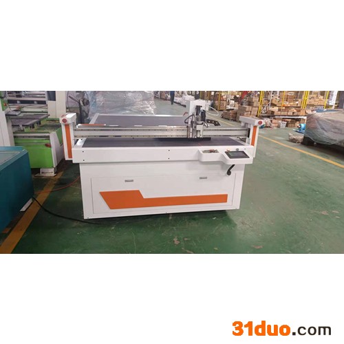 名扬 ** 防护服切割机 复合材料 汽车脚垫 布料 皮革 振动刀切割机 振动刀脚垫切割机