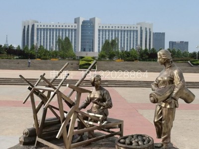 铜雕民间纺织  庭院人物雕塑