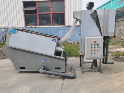 纺织厂用叠螺式污泥脱水机 纺织污水压泥机 万洁环保品牌厂家供应