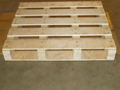 成武本地做木托盘厂,巨野纺织厂用木托盘周转,成武**杨木托盘结实,巨野大型冷库用木托盘耐用
