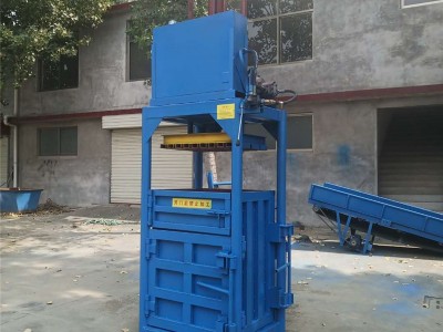 毛巾打包机液压立式 羊毛压缩机 纺织厂布料挤块机