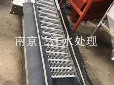 印染纺织回转式格栅清污机设计图