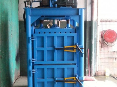 供应纺织品打包机 布匹打包机 服装打包机 30T打包机