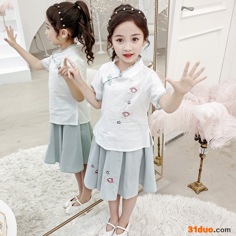 2019年新款女童复古夏款中国风刺绣汉服民族服饰裙古典造型套装