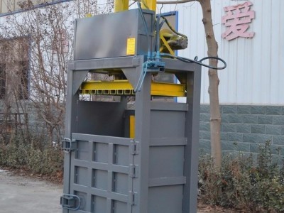 棉纺织下角料打包机  华晨立式废纸压块机 HC-DBJ半自动液压油桶压扁机