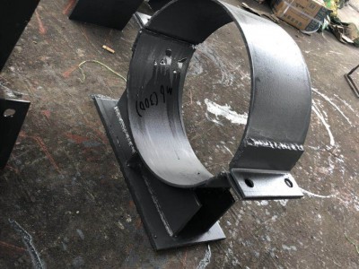 齐鑫管道 M2 管托 适用范围冶金 石油 化工 电力 纺织以及城市集中供热等行业管道中