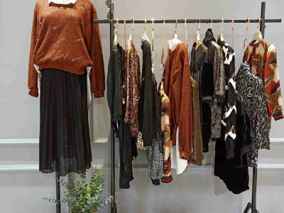 广州帕拉娜剪标女装直播走份 库存高端品牌服饰折扣店货源