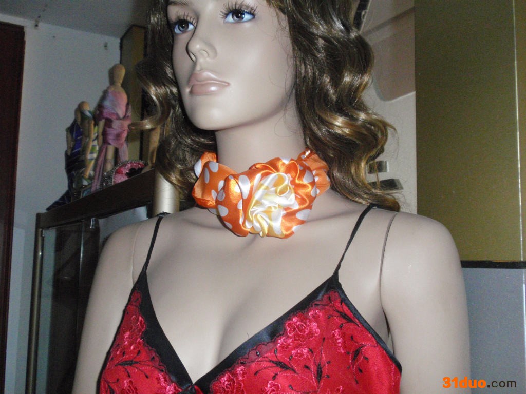 供应50*50cm陆跨服饰-供应丝巾(批发零售）