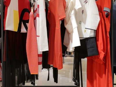 尾货批发库存 羽沙国际艾安琪女装尾货 尾货批发库存 安新县服装尾货 尾货批发库存 优惑品牌服饰折扣店 折扣女装进货 !株