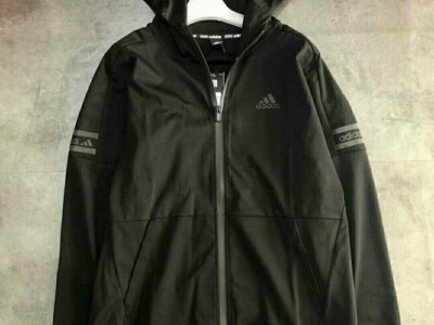 广州汇豪· 广州汇豪服饰大量品牌服饰尾货清仓拿货5元起整款配码