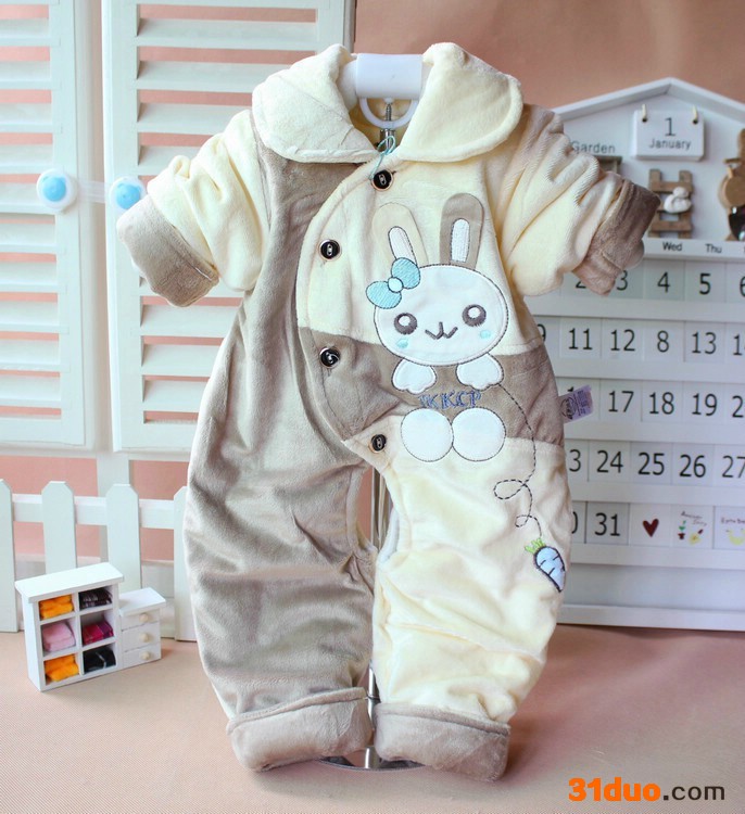 爱宝服饰代理加盟