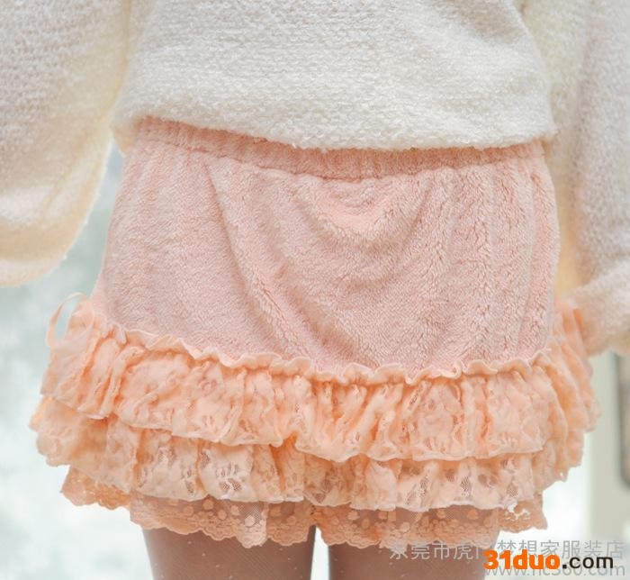 女装批发LIZ LISA日系服饰毛绒迷你裤超短裙裤裙9111