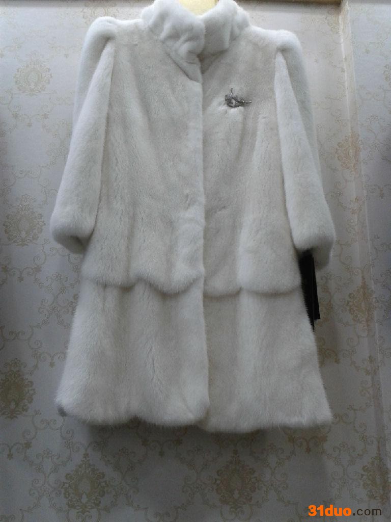 供应水貂皮草服饰1