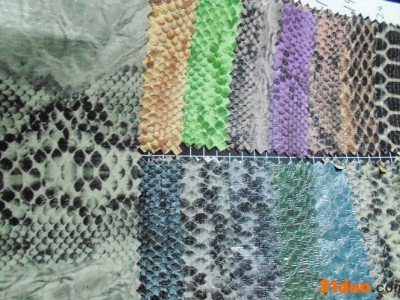蛇皮 服装革 柔软PU印花 服饰蛇纹皮衣面料 蛇形衣服箱包鞋2106A