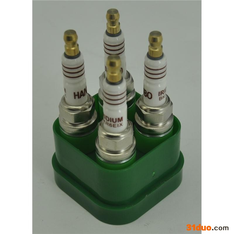 广州汽配城火花塞 HN100 汽车配件　电阻型　铂金火花塞　发动机汽车火花塞