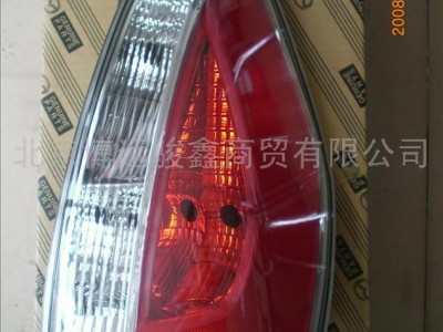 供应北京汽配 马自达5 后尾灯