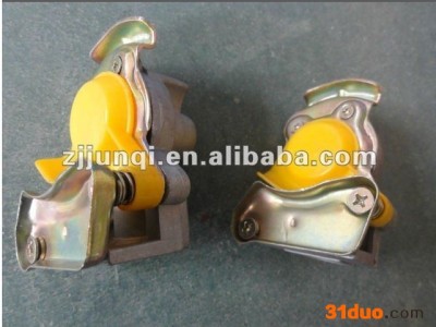 供应绍兴君奇汽配4522002210空气制动气室 制动阀