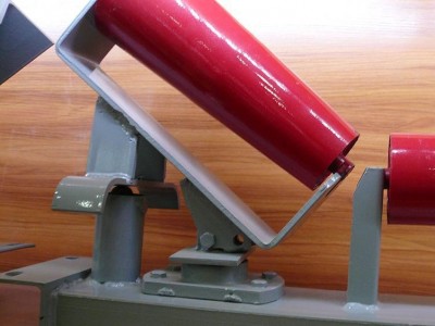 锥型调心支架 直销 通用五金配件 V形托辊支架 托辊配件