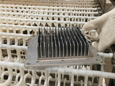 恒泰HTA-7994履带式超声波清洗机 自动五金除油除蜡清洗烘干线