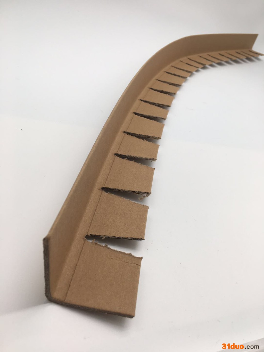 新中鼎 批发纸护角环绕型纸护角 物流发货打包防护纸护角运输包装护角五金家电包装厂家批发量大从优