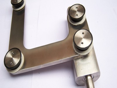 佛山厂家生产玻璃摇门五金件曲型顶轴21A不锈钢推拉门配件曲型顶轴